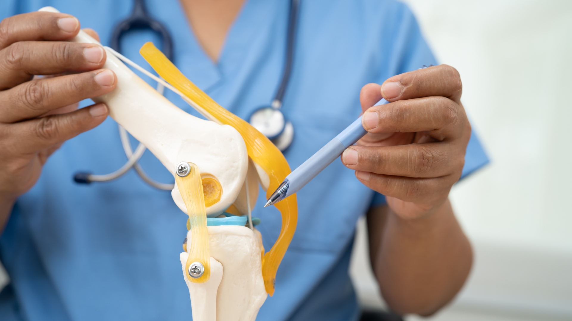 Pain Specialist vs Rheumatologist: Understanding the Differences in Pain Care