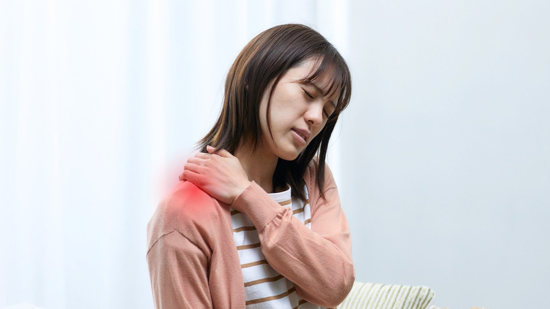 Why You May Experience Right Shoulder Pain More Regularly?