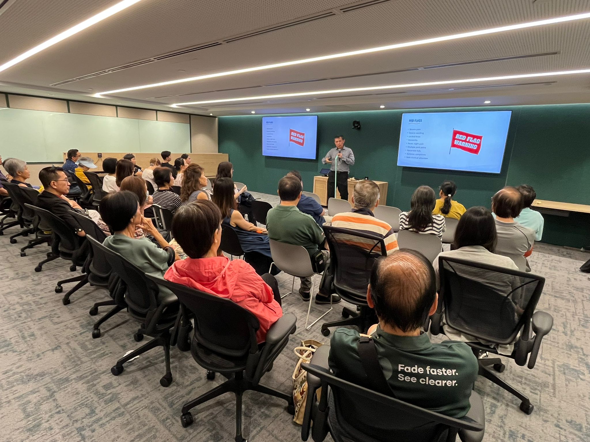 AIA Knee Pain Health Talk by Dr Yoong Chee Seng